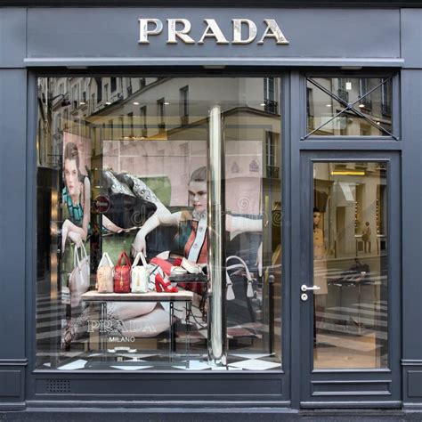 Store Locator: Prada Stores und Geschäfte 